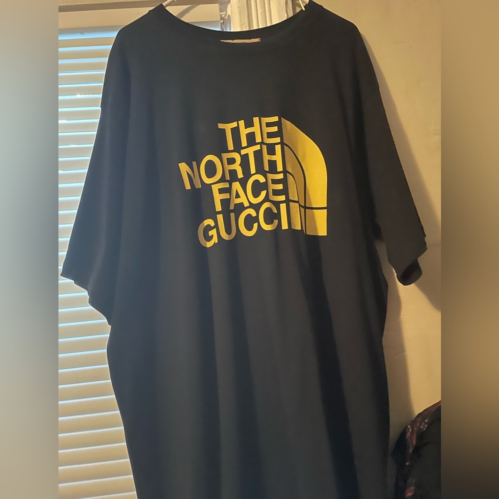 North face Gucci men black shirt size xxl mint condition like new